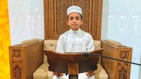আলজেরিয়ায় কুরআন প্রতিযোগিতায় প্রথম স্থান অধিকার করেছেন রংপুরের হাফেজ হুজাইফা।