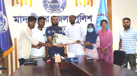 বৈষম্য বিরোধী ছাত্র আন্দোলন, মাদারীপুর জেলা প্রতিনিধিদের সাথে নবাগত পুলিশ সুপারের মতবিনিময়